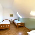 Haus 6 Ferienpark, Ideal Fuer Senioren Und Familien Natur, Ruhe Und Leichte Wanderwege Direkt Vor Der Tuer * Nieheim