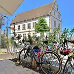 Haus 6 Ferienpark, Ideal Fuer Senioren Und Familien Natur, Ruhe Und Leichte Wanderwege Direkt Vor Der Tuer * Nieheim
