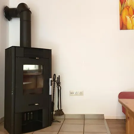 Haus 6 Ferienpark, Ideal Fuer Senioren Und Familien Natur, Ruhe Und Leichte Wanderwege Direkt Vor Der Tuer Nieheim