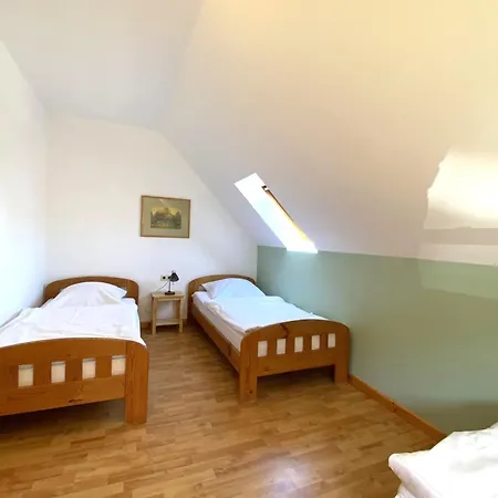 Haus 6 Ferienpark, Ideal Fuer Senioren Und Familien Natur, Ruhe Und Leichte Wanderwege Direkt Vor Der Tuer * Nieheim